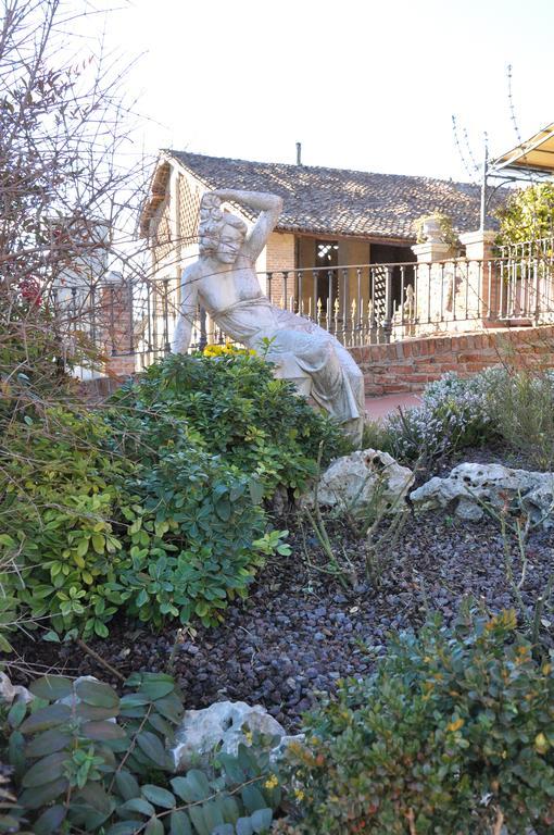 Вілла Agriturismo Corte Montini Santa Giuletta Екстер'єр фото