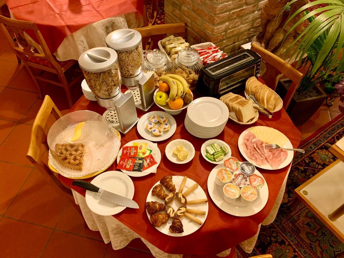 Вілла Agriturismo Corte Montini Santa Giuletta Екстер'єр фото