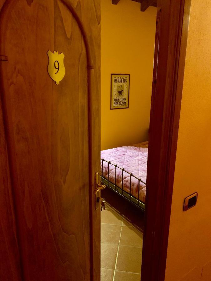 Вілла Agriturismo Corte Montini Santa Giuletta Екстер'єр фото